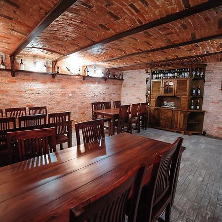 Hotel Gala Oradea Extérieur photo