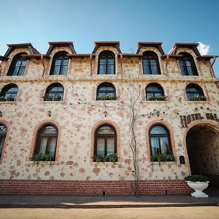 Hotel Gala Oradea Extérieur photo