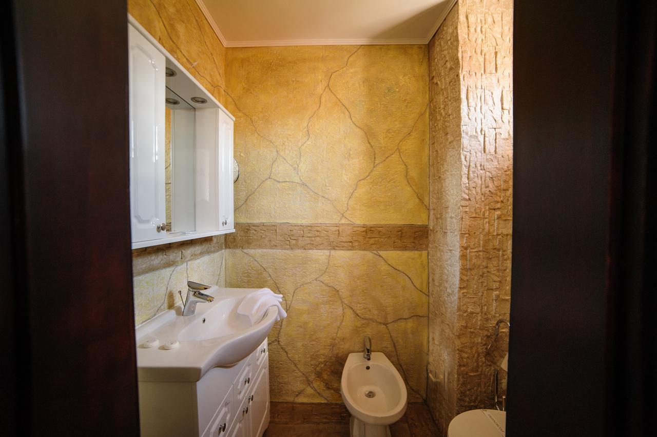 Hotel Gala Oradea Extérieur photo